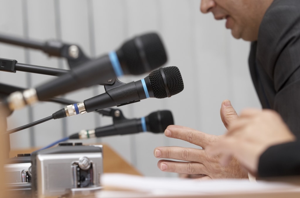 آراء العلماء والباحثين في مركز أمجاد للمخطوطات ورعاية الباحثين