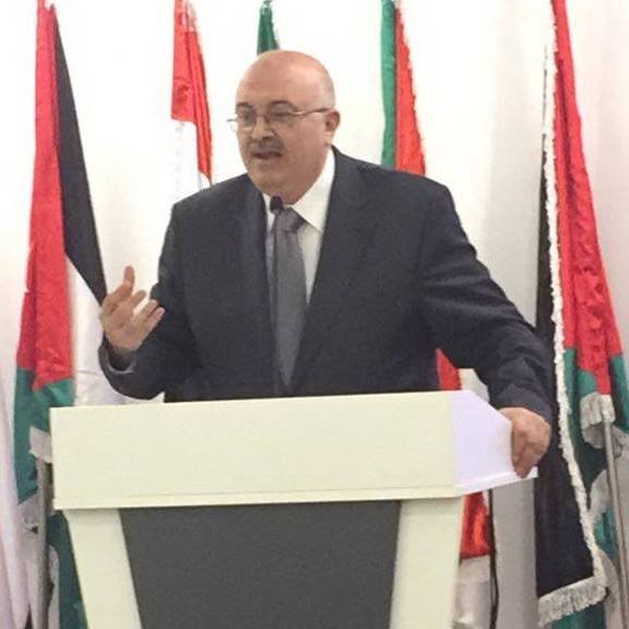 الأستاذ إياد خالد الطبّاع، خبير المخطوطات، والمحقق المعروف